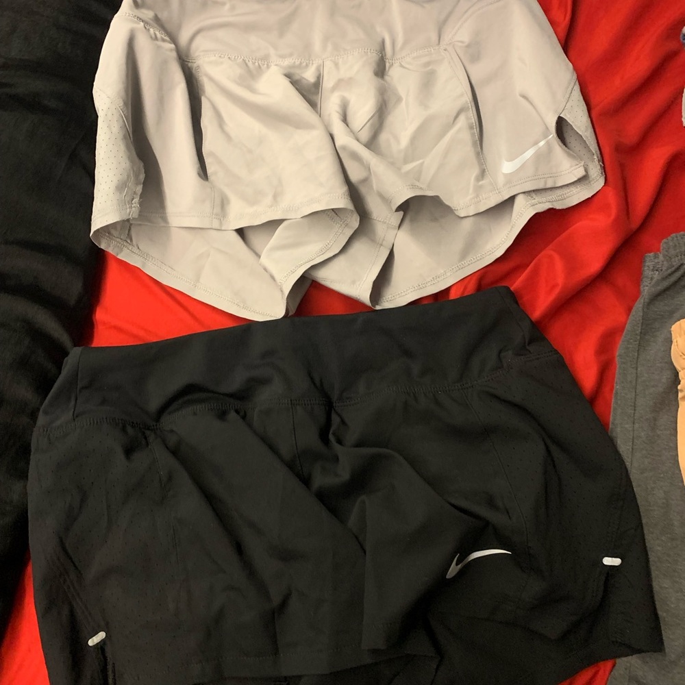 2 pairs of Nike shorts worn once